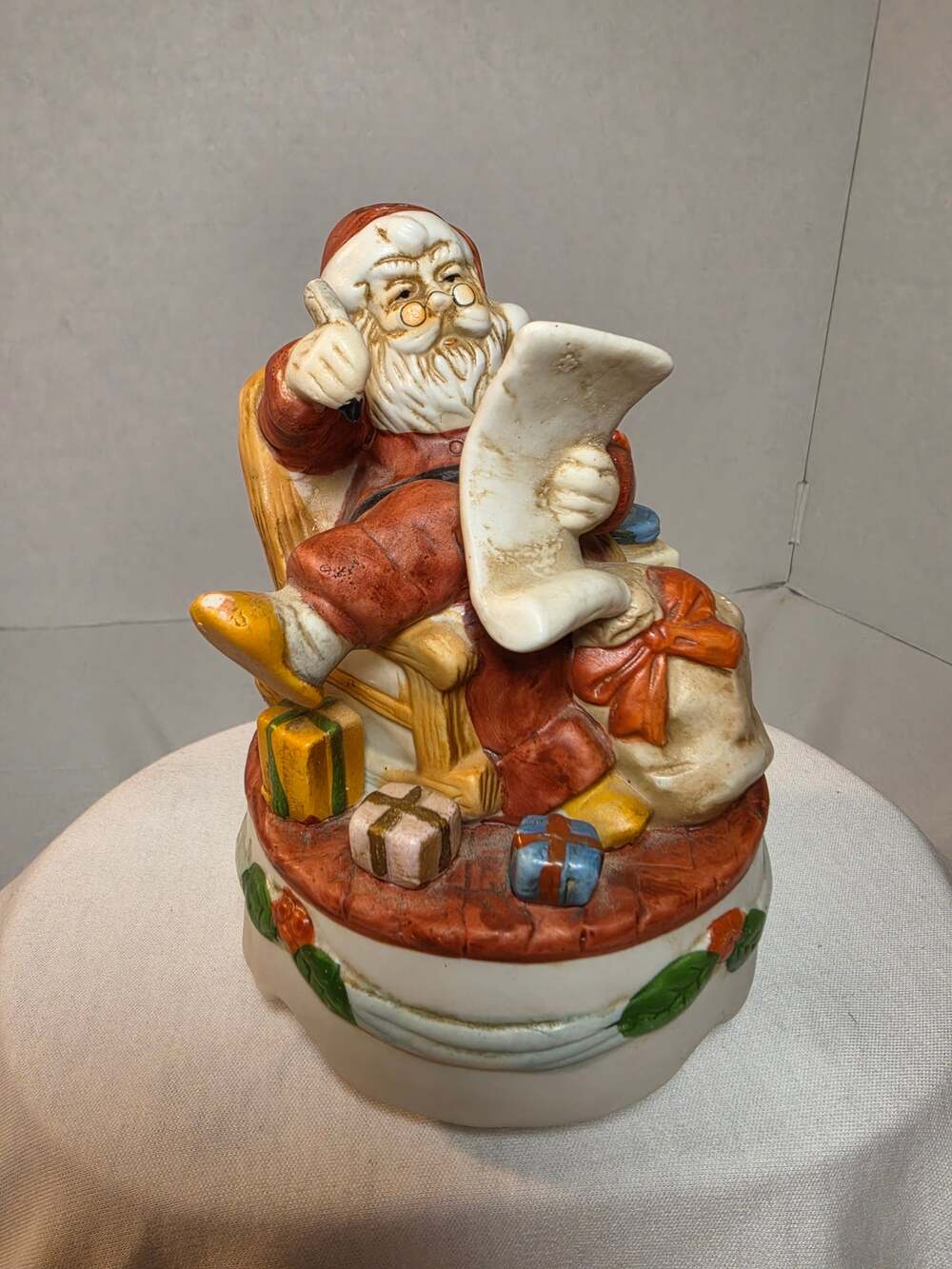 Vintage Santa Claus Rotating Music Box Plays Jingle Bells Christmas 1980s 90s